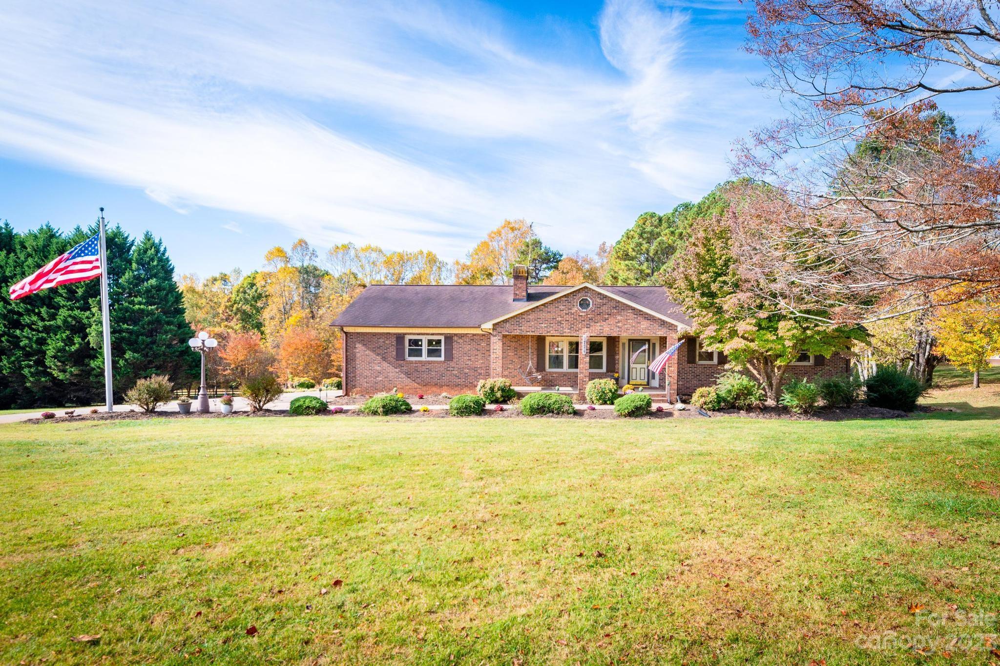 1774 Smith Farm Road Lincolnton NC 28092