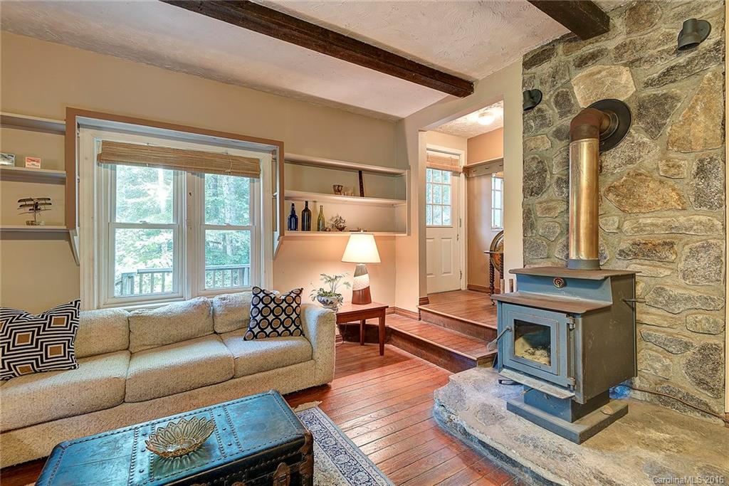 51 Summer Haven Road Swannanoa NC 28778