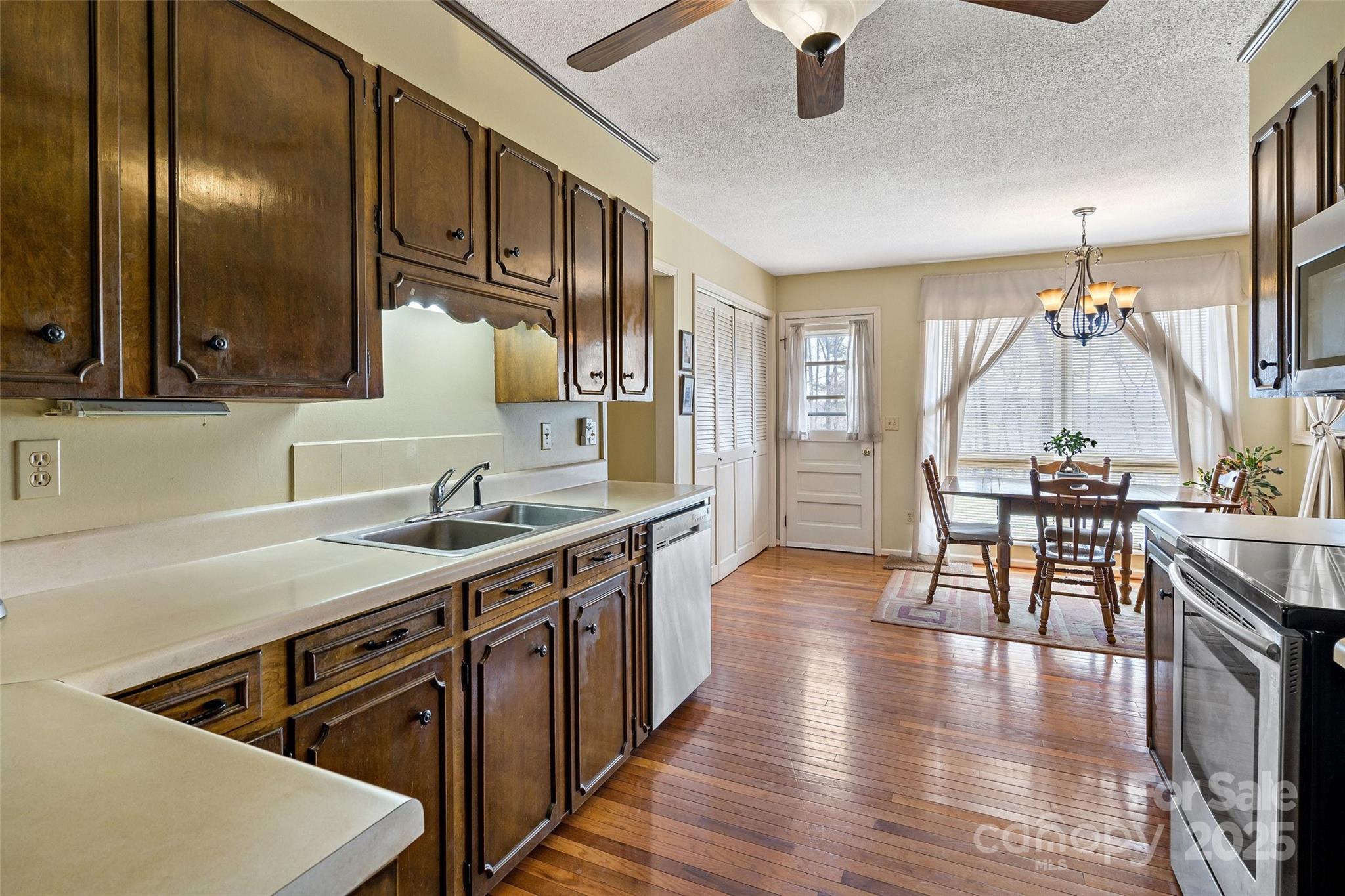104 Oak Circle Marion NC 28752