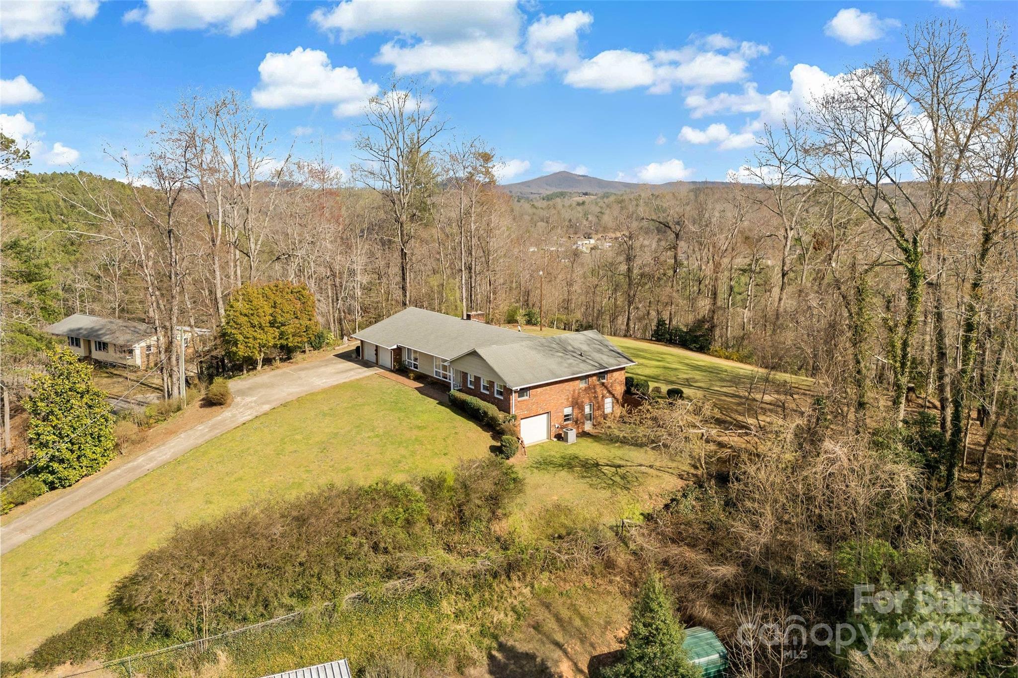 104 Oak Circle Marion NC 28752