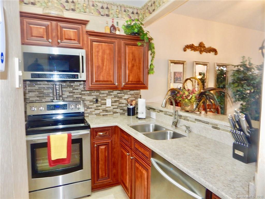 8820 Treyburn Drive Charlotte NC 28216