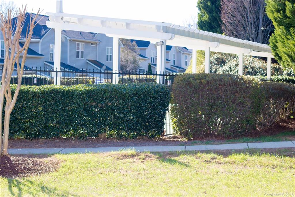 8820 Treyburn Drive Charlotte NC 28216