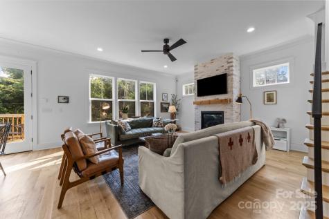 304 Keswick Avenue Charlotte NC 28206