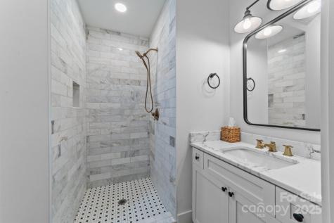 304 Keswick Avenue Charlotte NC 28206