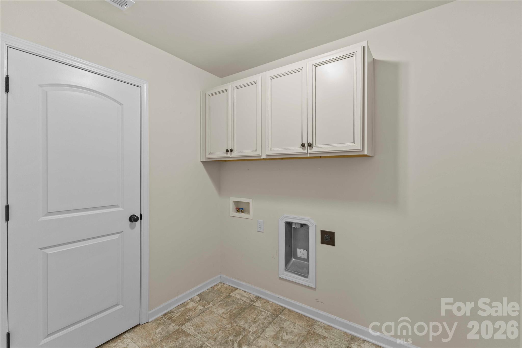 7512 Meridale Forest Drive Charlotte NC 28269