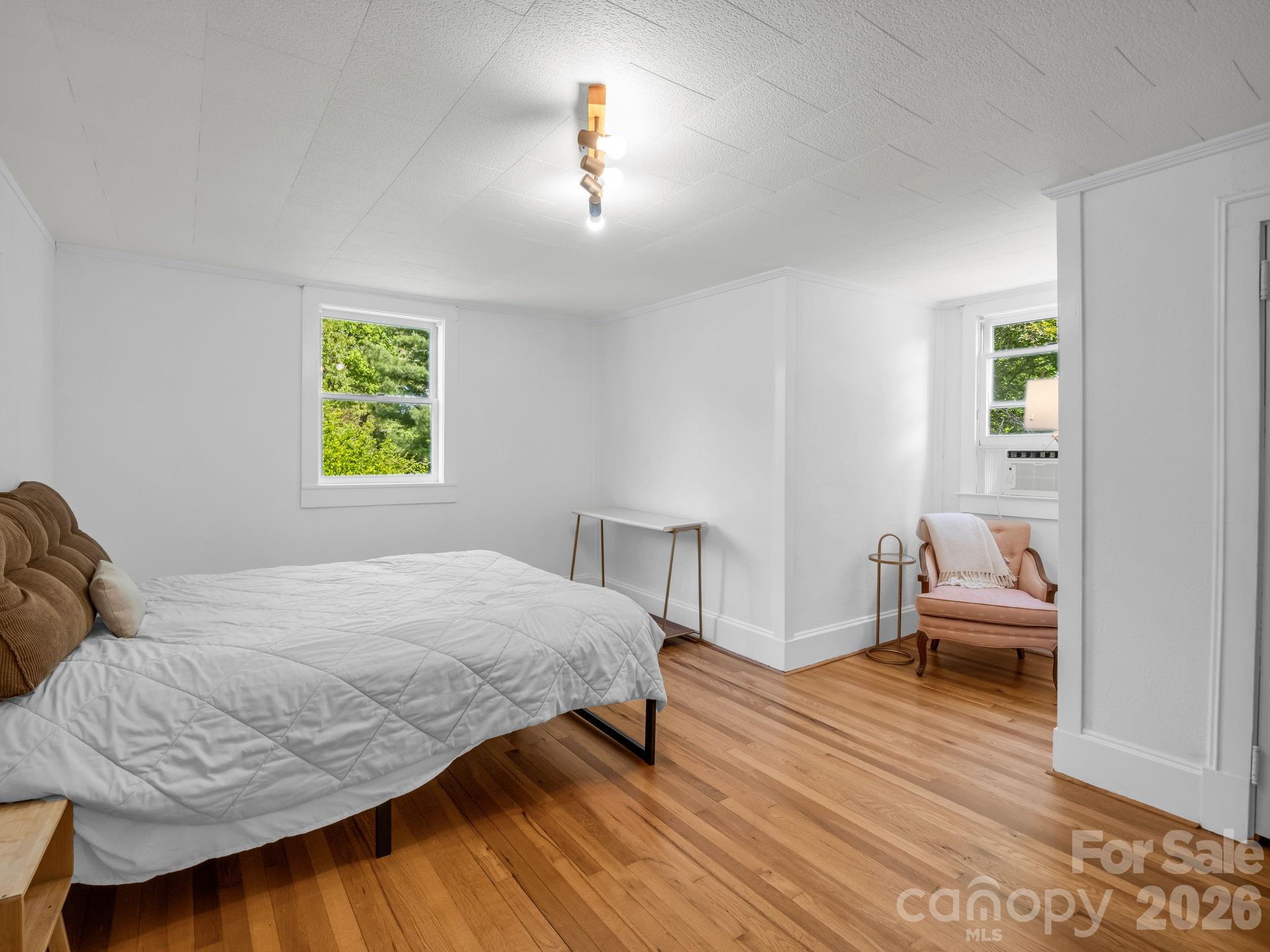 363 Etowah School Road Hendersonville NC 28739