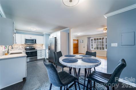 131 Locust Court Arden NC 28704