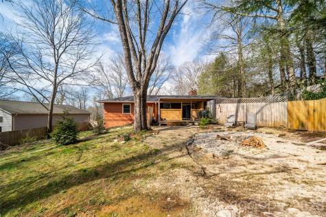 131 Locust Court Arden NC 28704