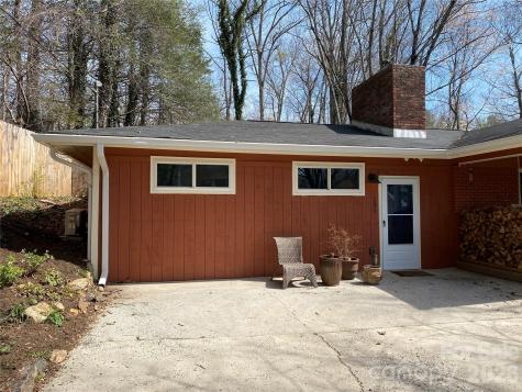 131 Locust Court Arden NC 28704