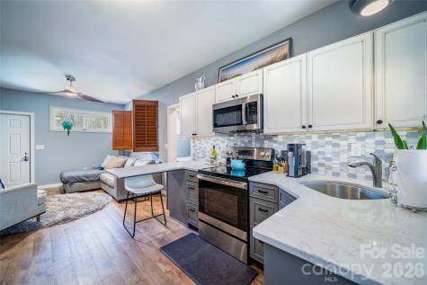 131 Locust Court Arden NC 28704
