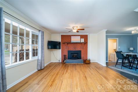 131 Locust Court Arden NC 28704