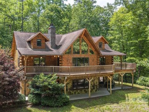 413 Green Hills Road Mill Spring NC 28756