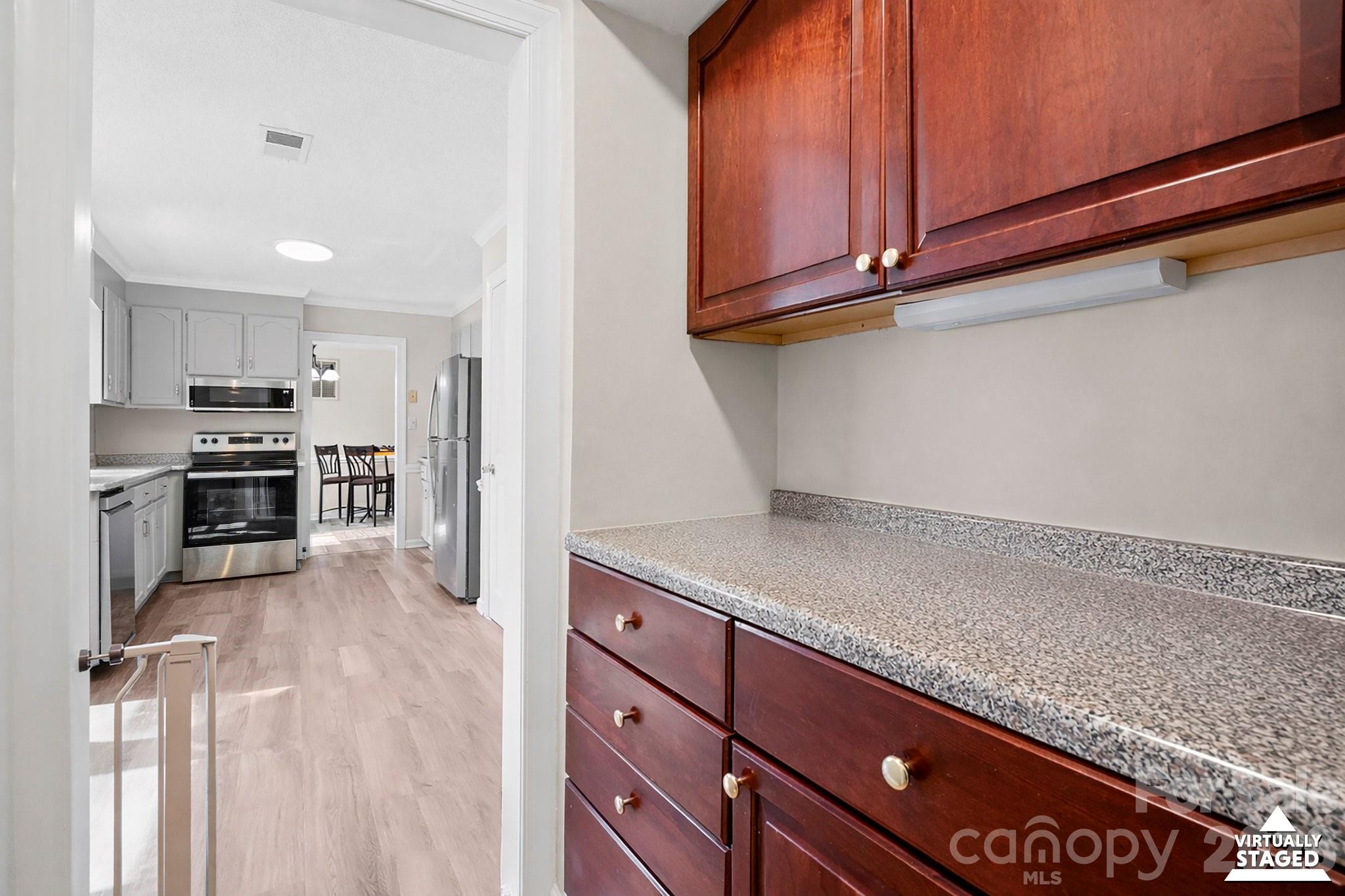2404 Wildburne Court Charlotte NC 28262