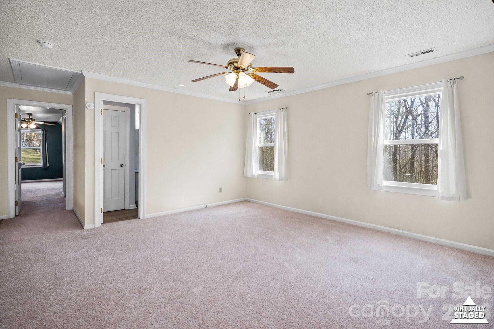 2404 Wildburne Court Charlotte NC 28262