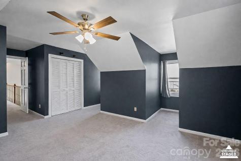2404 Wildburne Court Charlotte NC 28262