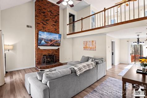 2404 Wildburne Court Charlotte NC 28262