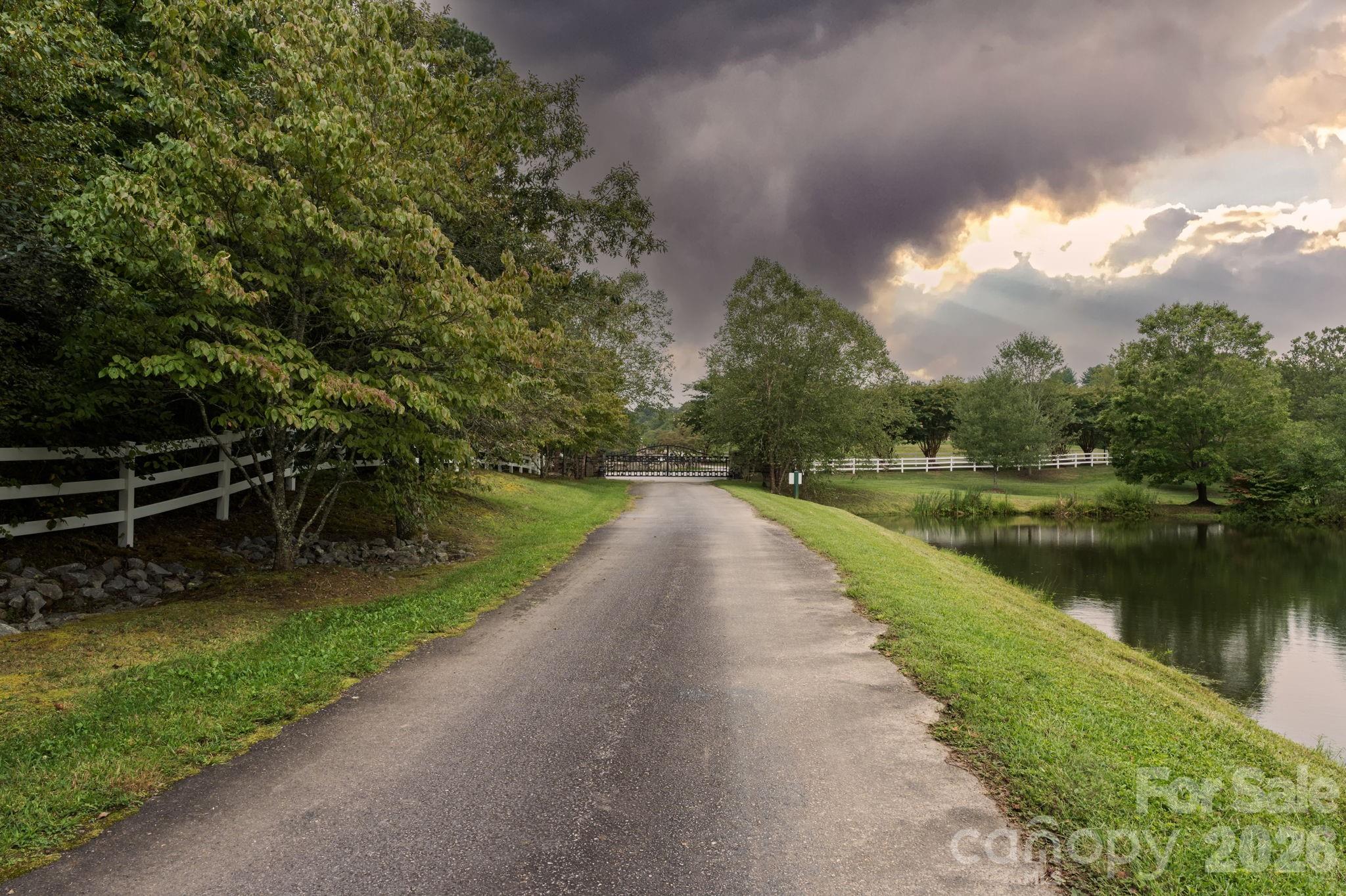 20 Waterford Lakes Drive Fletcher NC 28732