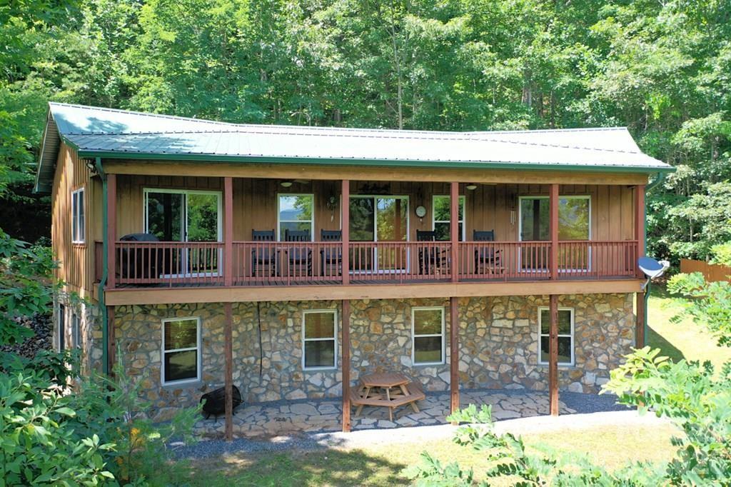 470 Bear Ridge Road Tuckasegee NC 28783