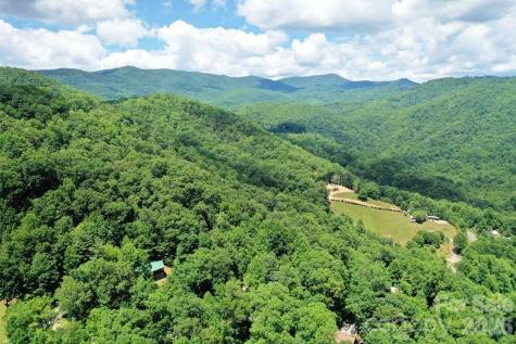 470 Bear Ridge Road Tuckasegee NC 28783