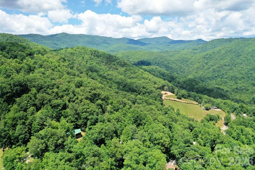 470 Bear Ridge Road Tuckasegee NC 28783