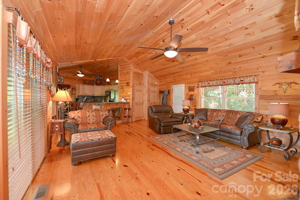 470 Bear Ridge Road Tuckasegee NC 28783