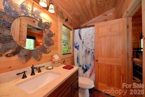 470 Bear Ridge Road Tuckasegee NC 28783
