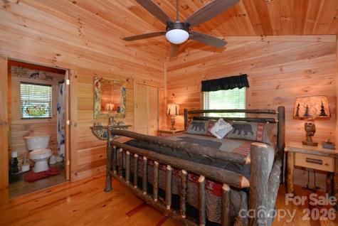 470 Bear Ridge Road Tuckasegee NC 28783