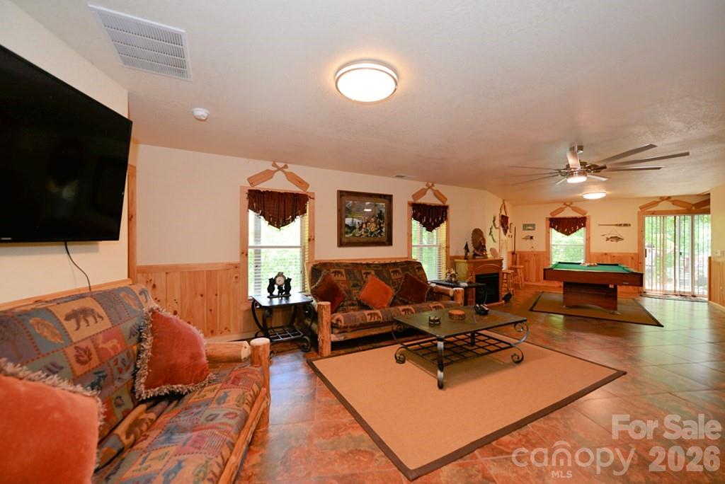 470 Bear Ridge Road Tuckasegee NC 28783