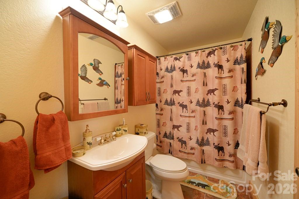 470 Bear Ridge Road Tuckasegee NC 28783