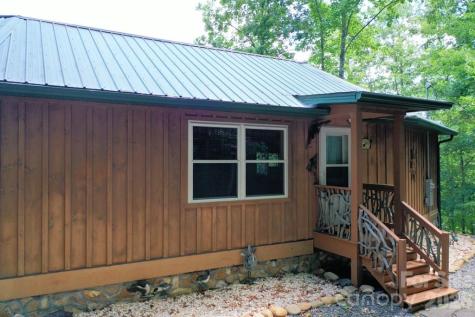 470 Bear Ridge Road Tuckasegee NC 28783
