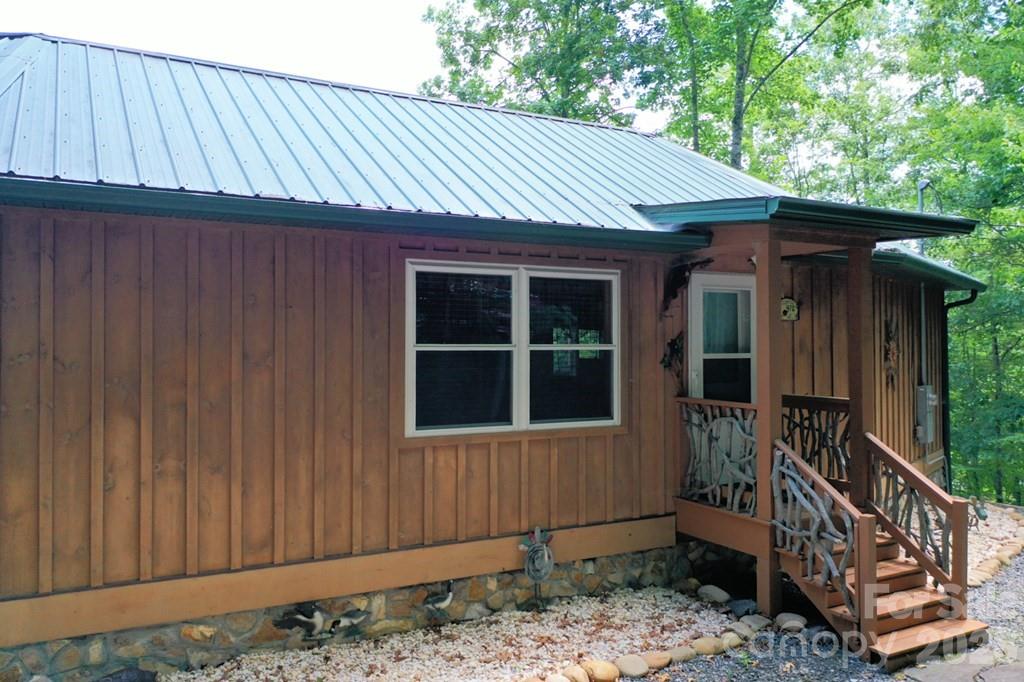 470 Bear Ridge Road Tuckasegee NC 28783