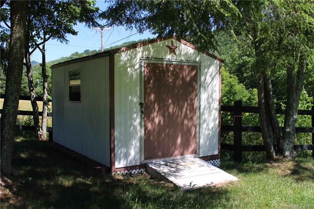 224 Warren Creek Road Candler NC 28715