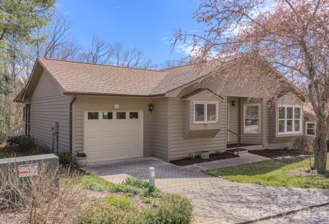 4 Hedgerose Court Asheville NC 28805