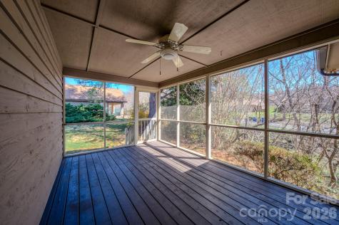 4 Hedgerose Court Asheville NC 28805