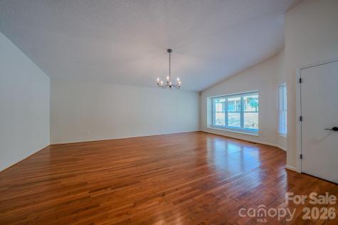 4 Hedgerose Court Asheville NC 28805