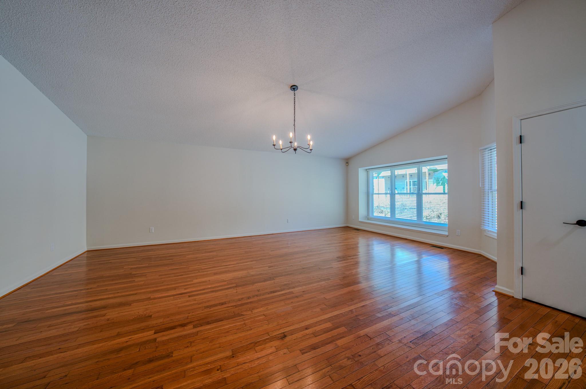 4 Hedgerose Court Asheville NC 28805