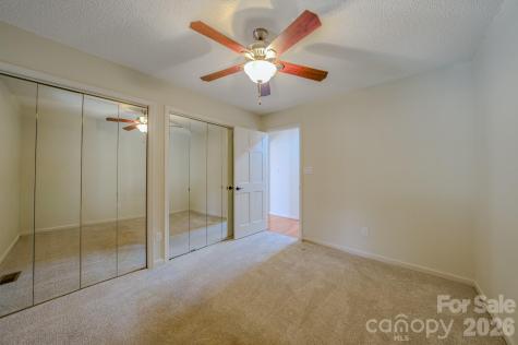 4 Hedgerose Court Asheville NC 28805