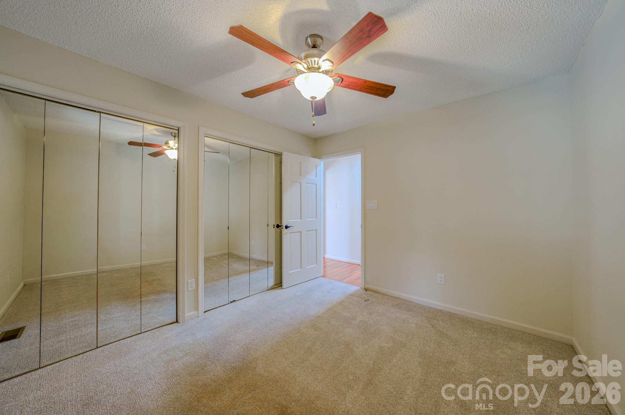 4 Hedgerose Court Asheville NC 28805