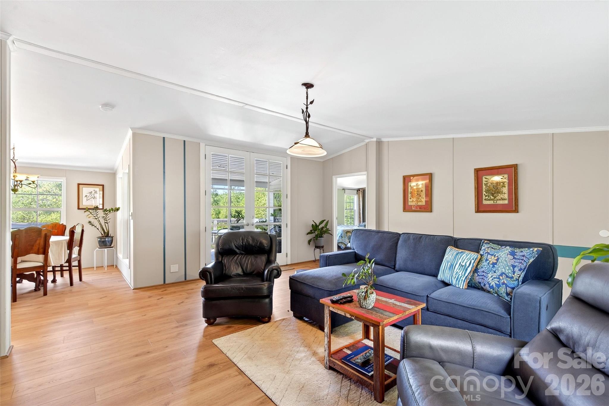298 Wolf Crossing Bakersville NC 28705
