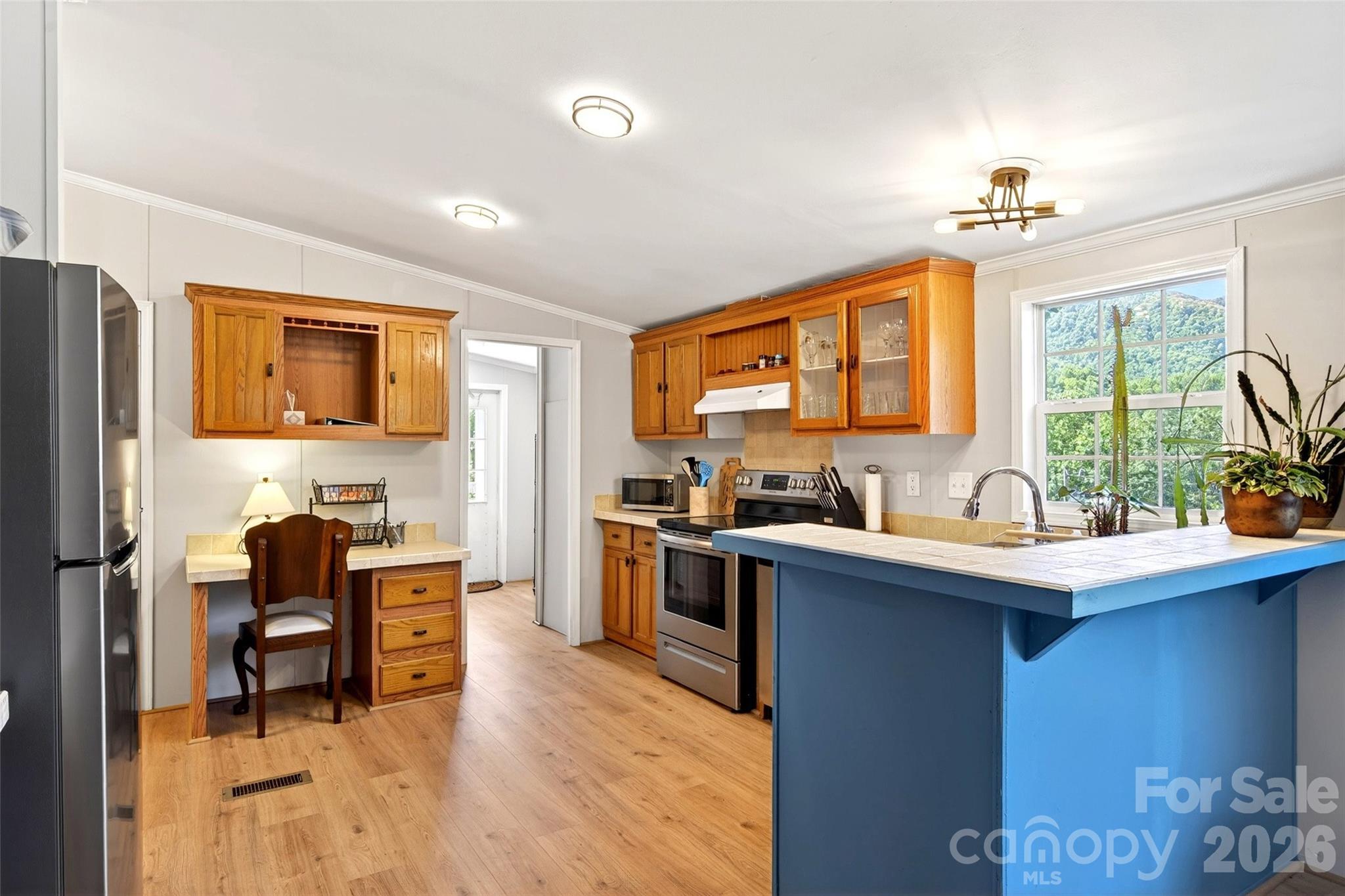 298 Wolf Crossing Bakersville NC 28705