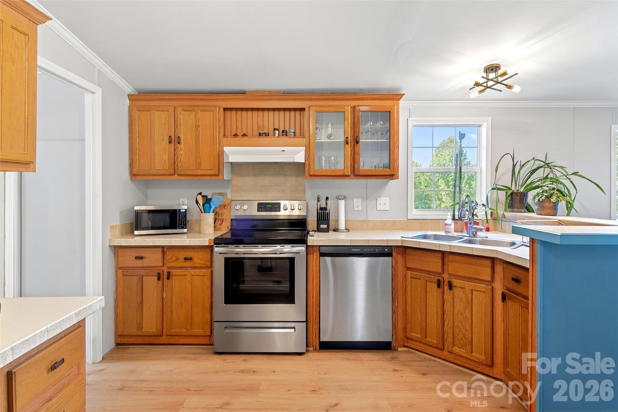 298 Wolf Crossing Bakersville NC 28705