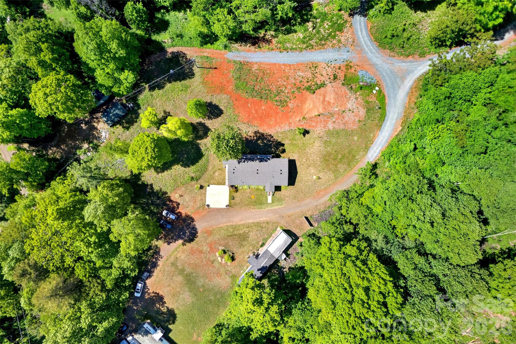 298 Wolf Crossing Bakersville NC 28705