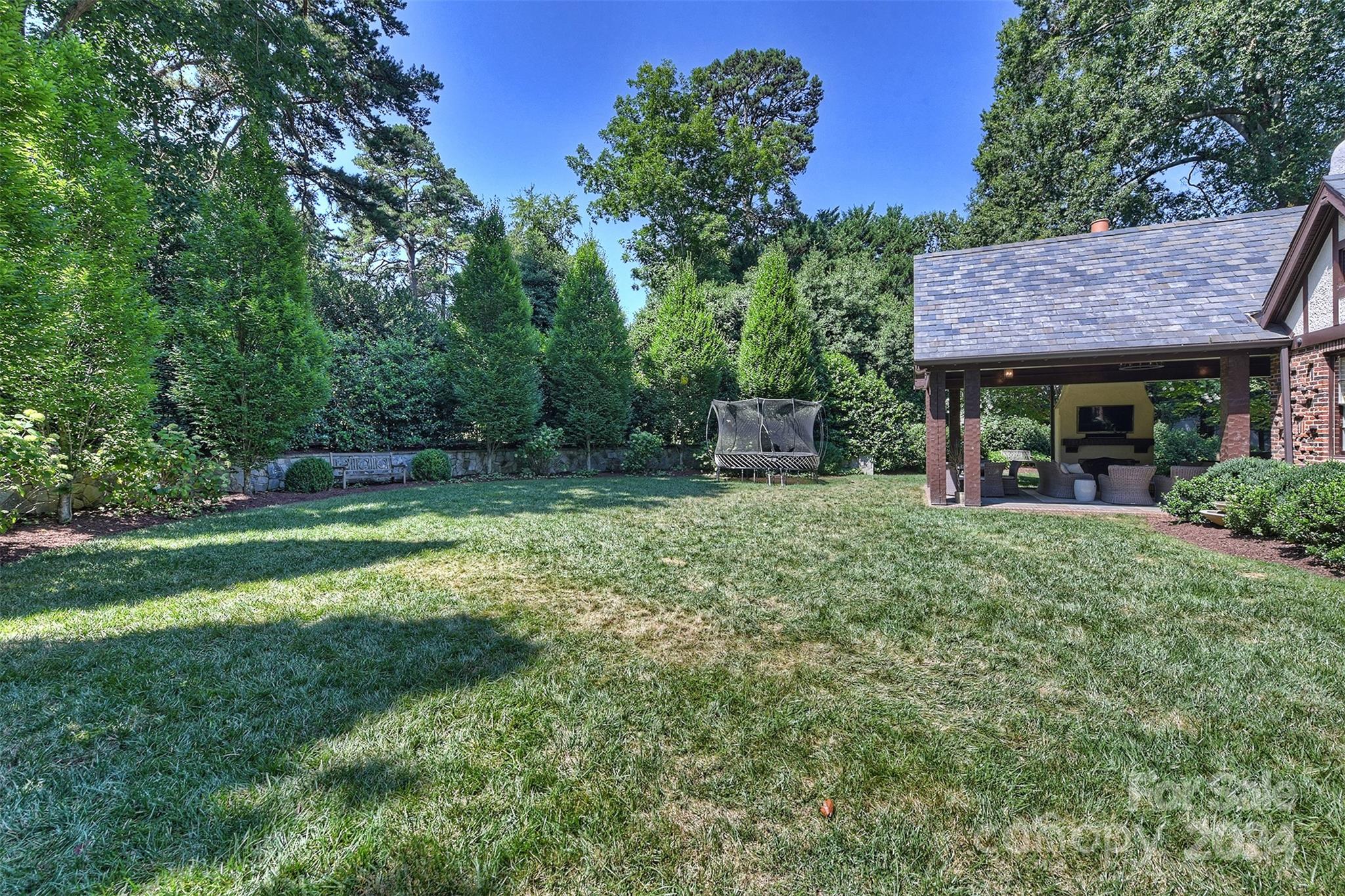 1800 Pinewood Circle Charlotte NC 28211