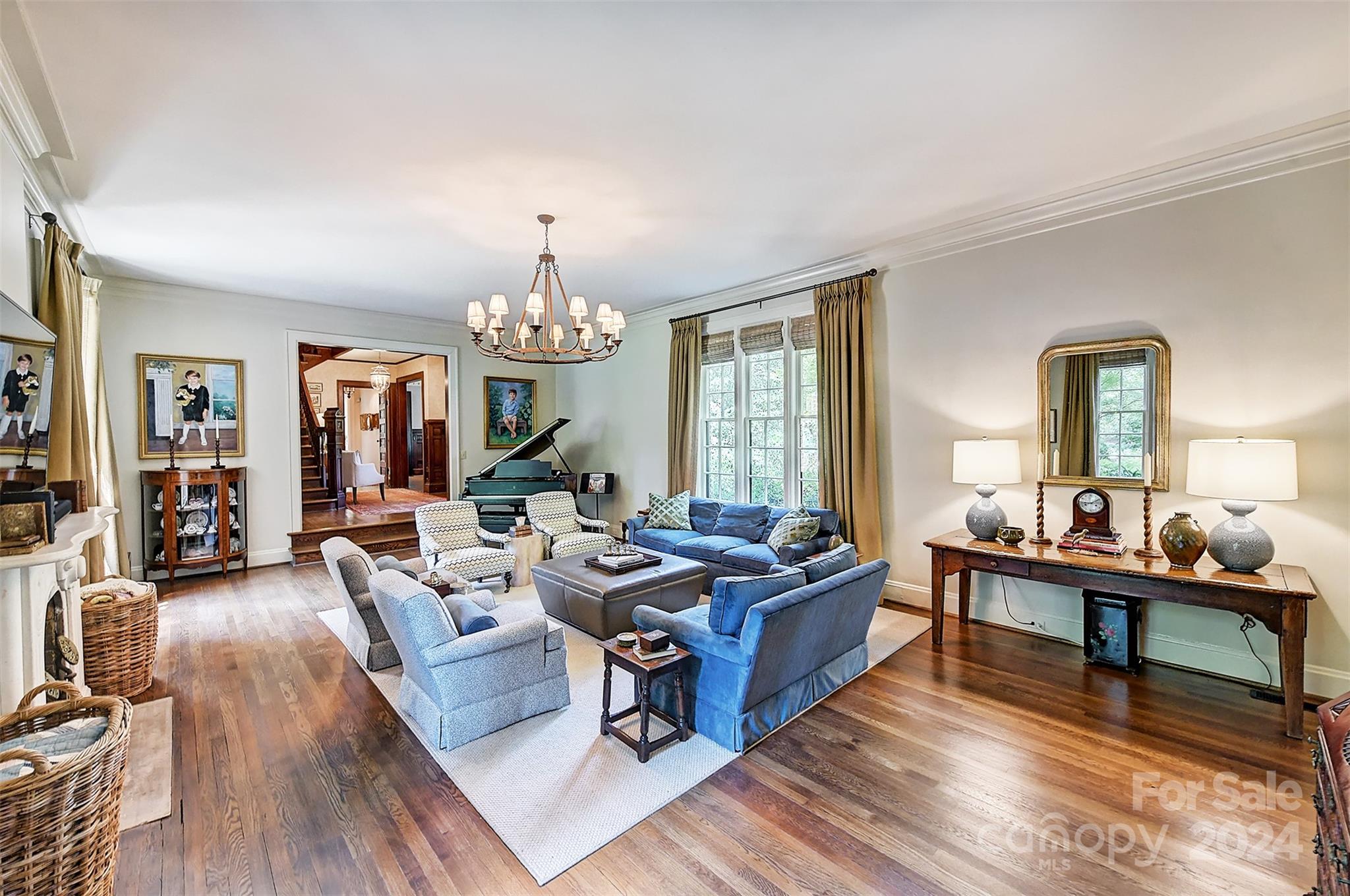 1800 Pinewood Circle Charlotte NC 28211