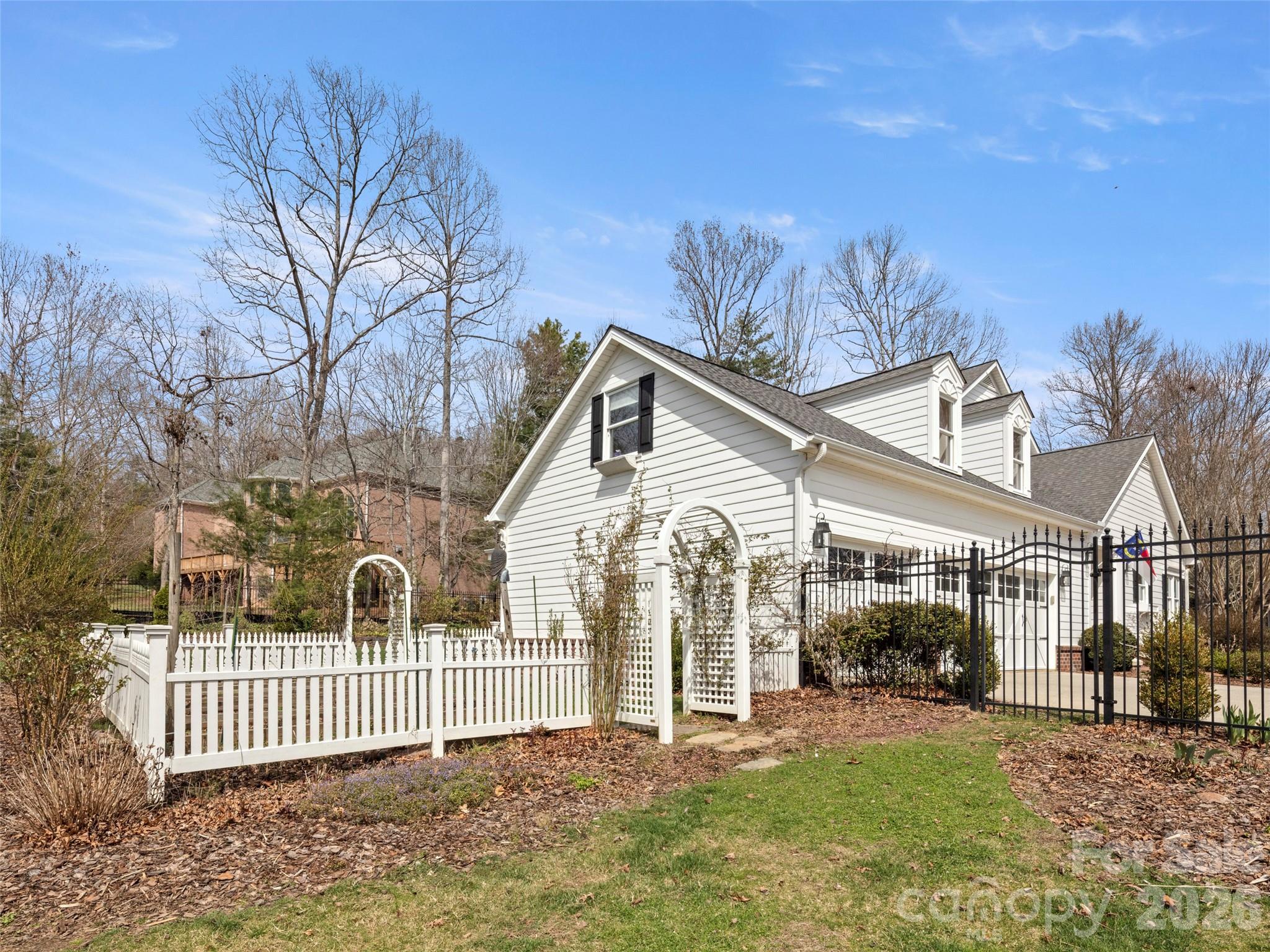 604 Holt Lane Asheville NC 28803