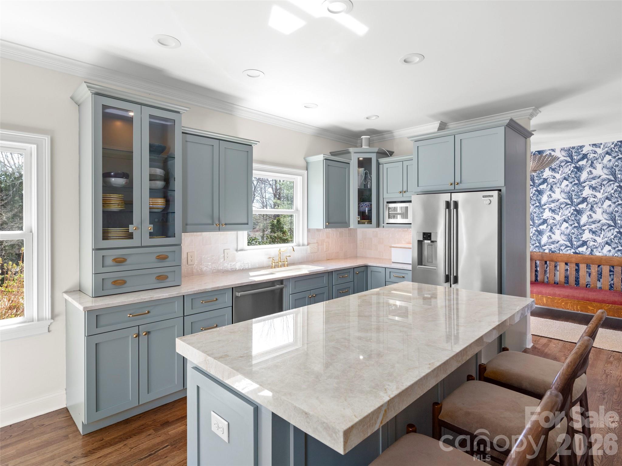604 Holt Lane Asheville NC 28803