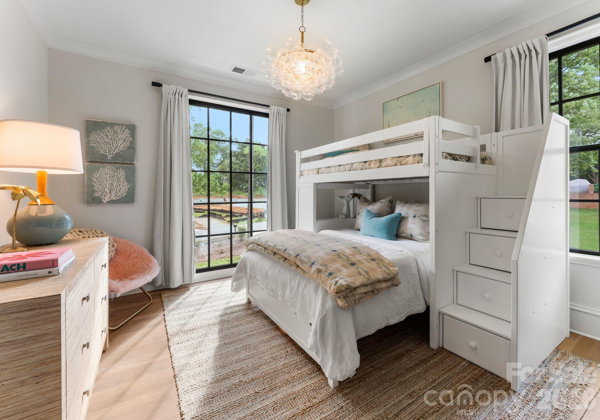 5625 Timber Lane Charlotte NC 28270