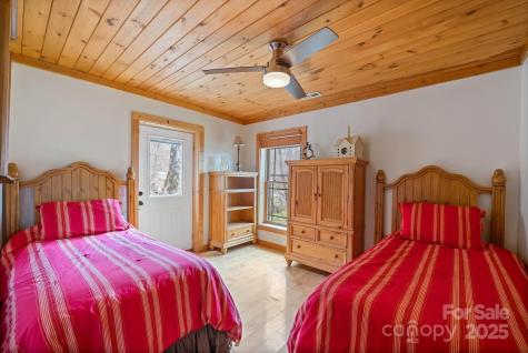 140 Spruce Hollow Road Beech Mountain NC 28604
