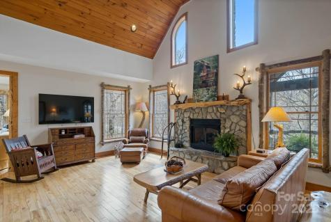 140 Spruce Hollow Road Beech Mountain NC 28604