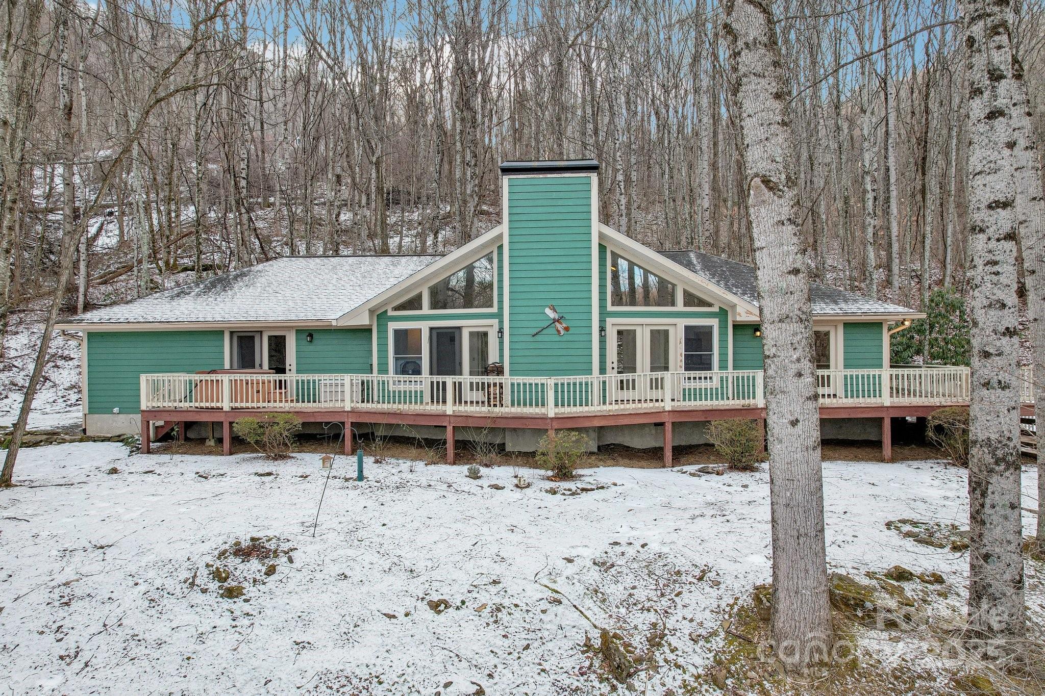 2229 Mauney Cove Road Waynesville NC 28786